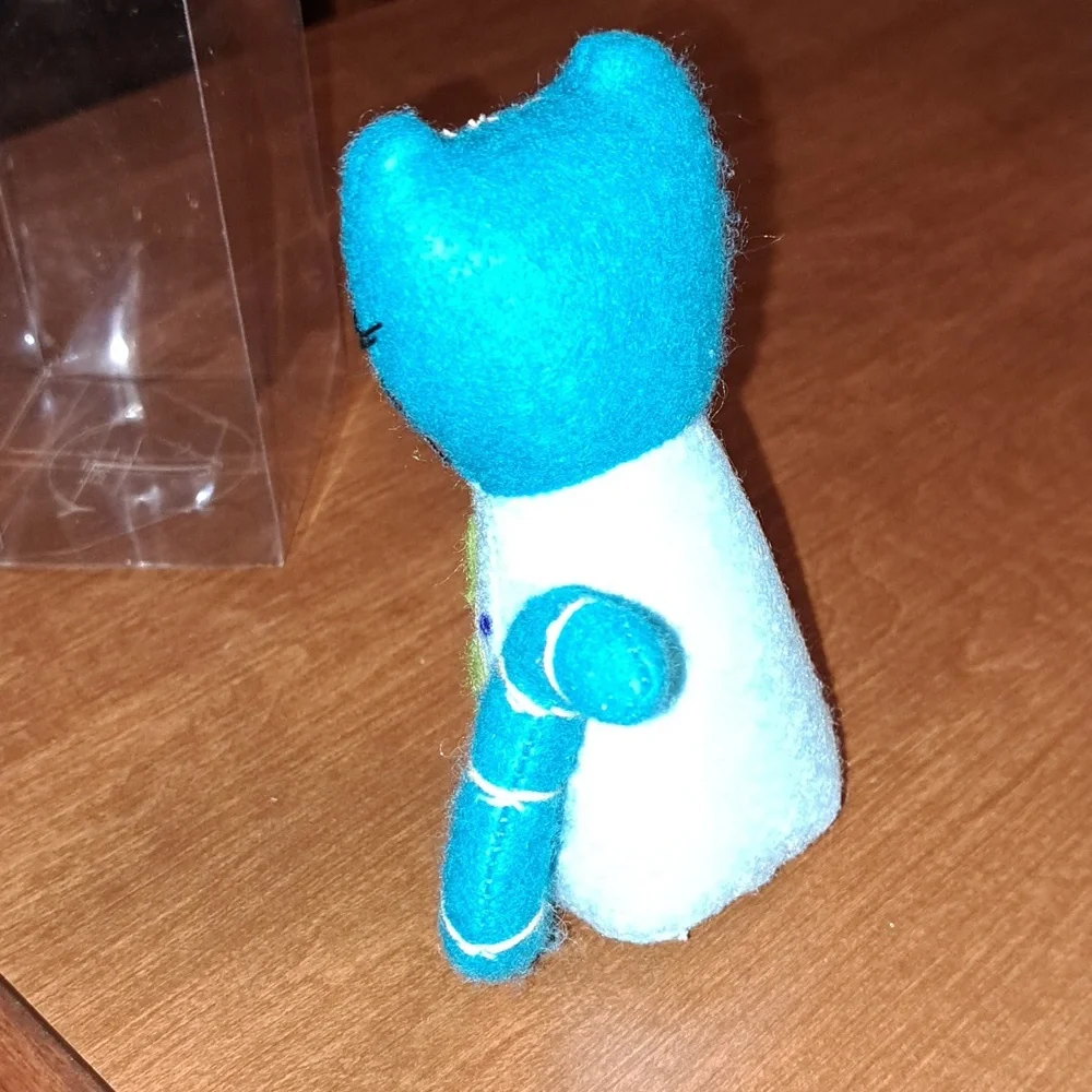 Cat Pin Cushion